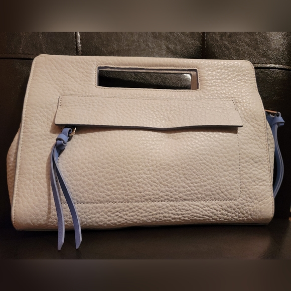 Coach Legacy Bleecker Basket Pocket Large Clutch Pebbled Leather - NWOT - Picture 4 of 7